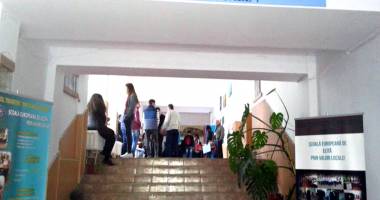 Stire din Cultură-Educație : Colaborarea internațională a școlilor din Medgidia, într-o altă dimensiune