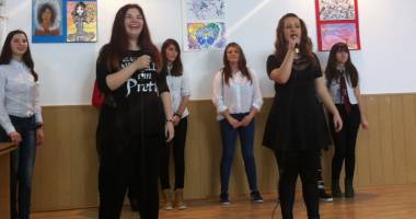 Colegiul Comercial "Carol I" a sărbătorit Francofonia - 2