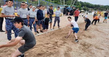 Locul I pentru elevii Colegiului Economic Mangalia, la jocuri sportive și marinărești - 2