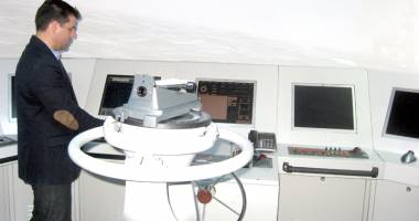 Stire din Economie : Colegiul Nautic Român intră pe piața offshore a Constanței