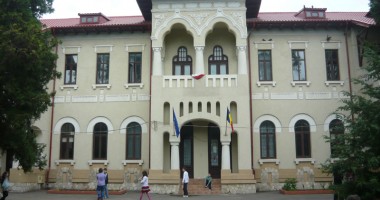 Stire din Social : Cum s-au îmbolnăvit de TBC elevii constănțeni