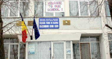 Stire din Cultură-Educație : Elev de la Colegiul de Marină,  premiat la concursul național de chimie