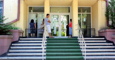 Stire din Cultură-Educație : Școlile constănțene, sufocate de datorii la utilități
