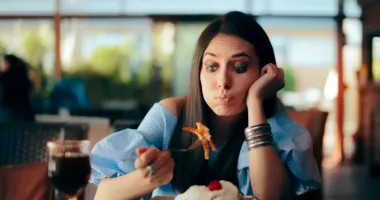 Stire din Sănătate : Colesterolul - când este bun și când este rău