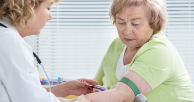 Stire din Sănătate : Colesterolul ridicat, risc major de boli cardiovasculare