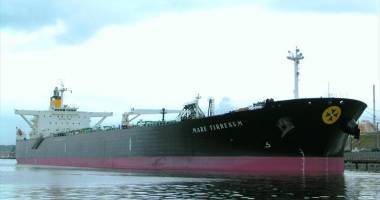 Stire din Economie : Coliziune navală cu urmări tragice
