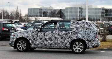 Stire din Diverse : Poze cu noul  BMW X5