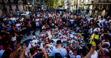 Stire din Actualitate : Comemorări la 20 de ani de la cel mai mortal tsunami din istorie. Peste 220.000 de persoane și-au pierdut viața