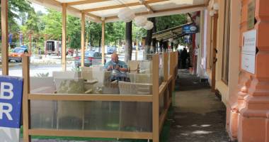 Stire din Cetățenești : Comerțul stradal, numai  ca o continuare a afacerii?
