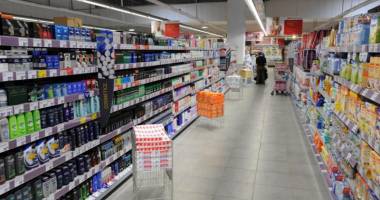 Stire din Economie : Comerțul s-a relansat