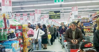 Stire din Eveniment : Comerțul a prins viteză
