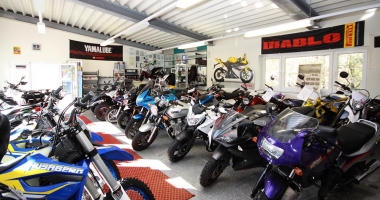 Comerțul auto-moto e pe val