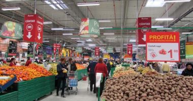 Stire din Economie : Comerțul cu amănuntul a crescut semnificativ în 2021