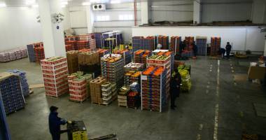 Stire din Economie : Comerțul en-gros a vândut făcut pasul înapoi în luna aprilie