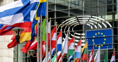 Stire din Actualitate : Comisia Europeană a aprobat o inițiativă de 1,5 miliarde euro în cadrul programului privind industria de apărare