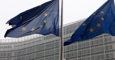 Stire din Economie : CE propune introducerea unei declarații-standard pentru recuperarea TVA în toate statele membre UE