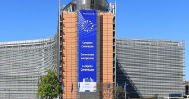 Stire din Economie : Comisia Europeană a adoptat o nouă strategie privind substanțele chimice