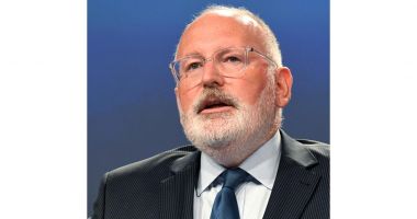Stire din Economie : Comisia Europeană propune dezvoltarea unei economii albastre durabile în UE