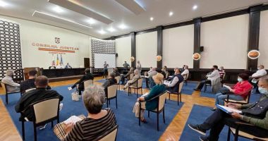 Comitete de cartier, la Constanța. Autoritățile locale, apel pentru reciclarea deșeurilor - 3
