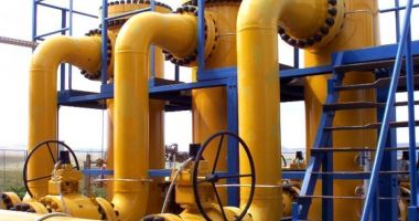 Stire din Economie : Companiile din domeniile petrol, gaze și instituții de credit impozitate suplimentar