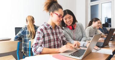 Stire din Social : Tinerii IT-iști  se întrec  în talente