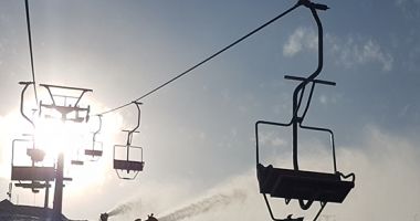 Stire din Actualitate : 30 de turiști au rămas blocați în telescaun la Straja