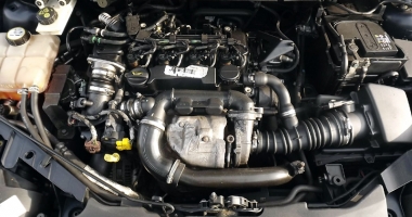 Componente auto din Emiratele Arabe Unite, descoperite la Constanța - 2
