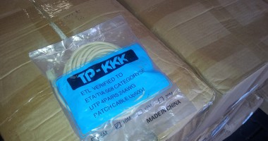 Container plin cu accesorii IT contrafăcute, descoperit în portul Constanța - 3