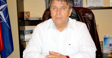 Stire din Politică-Administrație : Cum își neglijează Guvernul proprii primari. Gheorghe Frigioi: "Ne-a întors în timp cu o sută de ani"