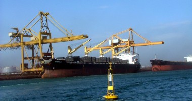 Stire din Economie : Profitul companiei "Comvex", din  portul Constanța, a crescut de șase ori