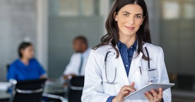 Stire din Social : Concediile medicale, luate la bani mărunţi! Se anunţă controale, acolo unde există dubii
