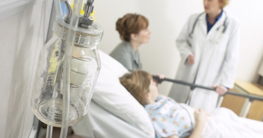 Stire din Social : Vă tratați copiii  în străinătate?  Iată cum puteți obține concediul medical