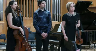 Stire din Cultură-Educație : „Divertimento” – concert-spectacol care încheie proiectul dedicat Reginei Maria