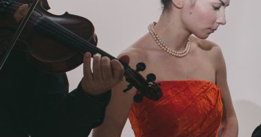 Stire din Cultură-Educație : Ziua Marinei. Concert extraordinar Corina Sîrghi și Toma Dimitriu Group pe faleza Cazinoului