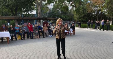 Fuego, Stela Enache și Marina Florea i-au înveselit pe vârstnici - 2