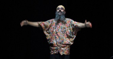 Stire din Cultură-Educație : Concert aniversar "Harry Tavitian 60", la Club Phoenix