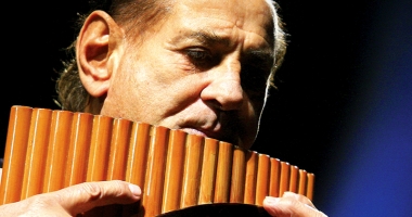Stire din Cultură-Educație : Concert extraordinar Gheorghe Zamfir, la Harlequin