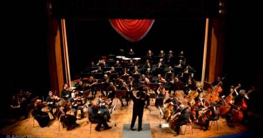 Stire din Cultură-Educație : Concert de gală, la Teatrul"Oleg Danovski"