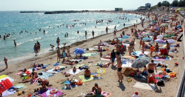 Stire din Economie : Concesionarii plajelor vor fi evaluați în vederea primirii standardului "Blue Flag"