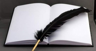 Premiu de 15.000 lei pentru cel mai frumos poem dedicat României