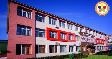 Stire din Cultură-Educație : Concurs pentru ocuparea unor posturi vacante, la Şcoala Spectrum şi Liceul Internaţional de Informatică