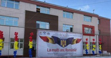 Concurs pentru ocuparea unor posturi vacante, la Şcoala Spectrum şi Liceul Internaţional de Informatică - 2