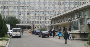 Stire din Sănătate : Spitalul de Urgență scoate la concurs trei posturi de asistenți medicali