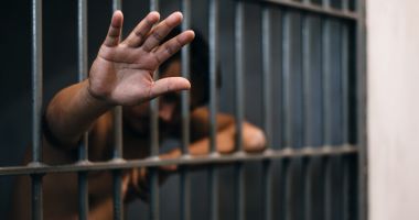 Stire din Eveniment : Condamnat în Italia, vrea să facă mai puțină închisoare