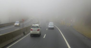 Stire din Social : Cod galben de ceață în 18 județe ale țării
