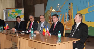 Stire din Economie : Porturile Rotterdam și Constanța, legate de un interes comun
