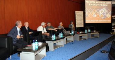 Stire din Economie : Se mai justifică construirea Reactoarelor 3 și 4?