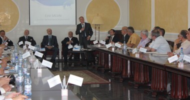 Intesa Sanpaolo Bank provoacă oamenii de business să găsească noua normalitate în afaceri - 2