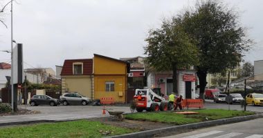 Stire din Social : Trotuarele și bordurile de pe bulevardul Mamaia, refăcute de Confort Urban