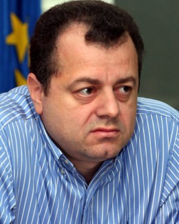 Stire din Politică-Administrație : Cât cheltuiesc senatorii constănțeni cu birourile parlamentare